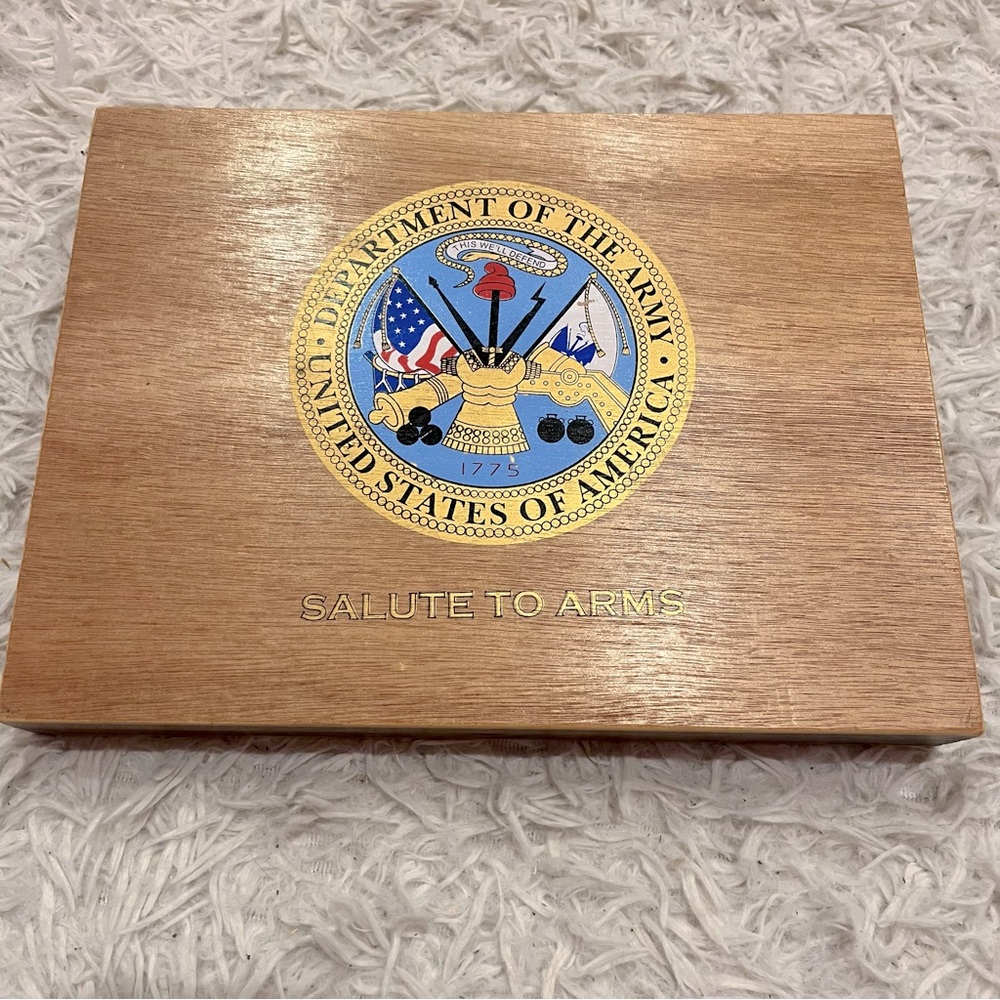US Army Salute to Arms Wooden Nicaragua Cigar Box